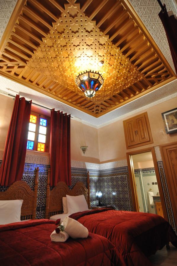 Dar Al Madina Al Kadima Hotel Фес Екстериор снимка